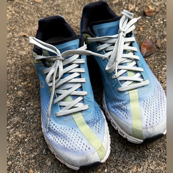 On Running Cloudflow 3 Niagara Meadow Size 6 Tennis Shoes - Picture 4 of 9